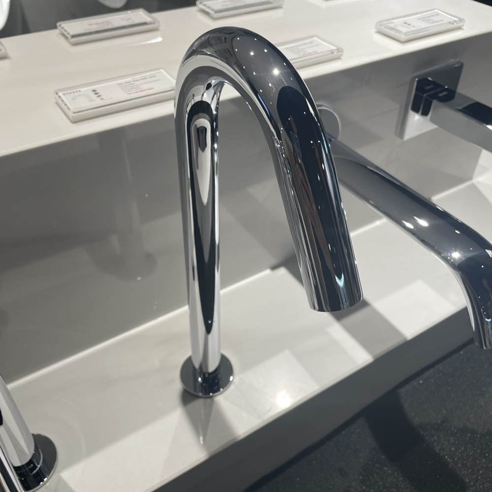 Vòi cảm ứng lavabo TOTO TLE26008A