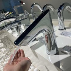 Vòi cảm ứng TOTO TLE27002V/TLE03502A1/TLN01102A (Tái tạo năng lượng)