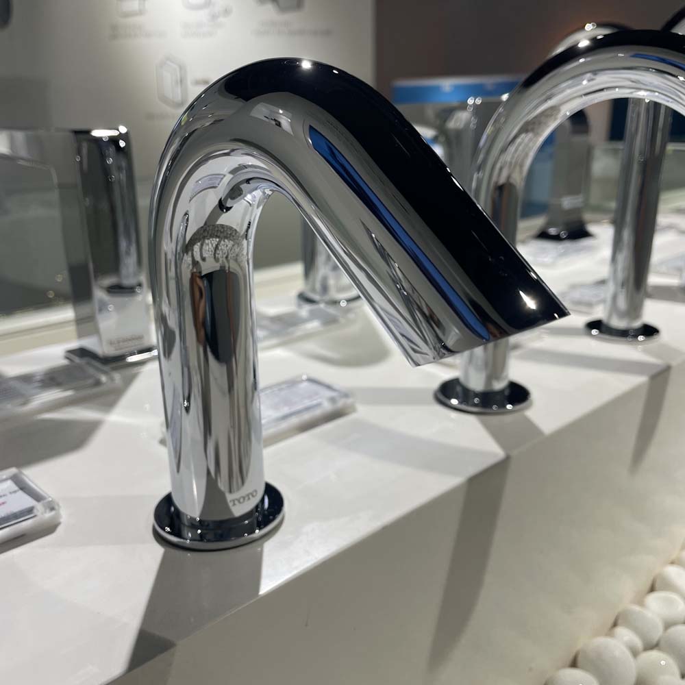 Vòi cảm ứng lavabo TOTO TLE28002A