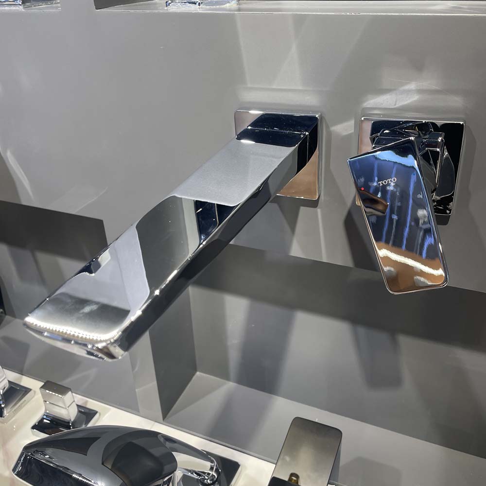 Vòi chậu gắn tường TOTO TLG07308BB (Mã cũ TLG07308B)