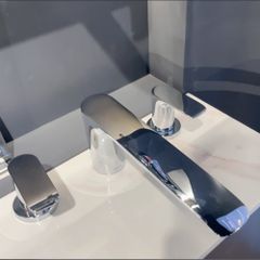 Vòi lavabo 3 lỗ TOTO TLG04201BA