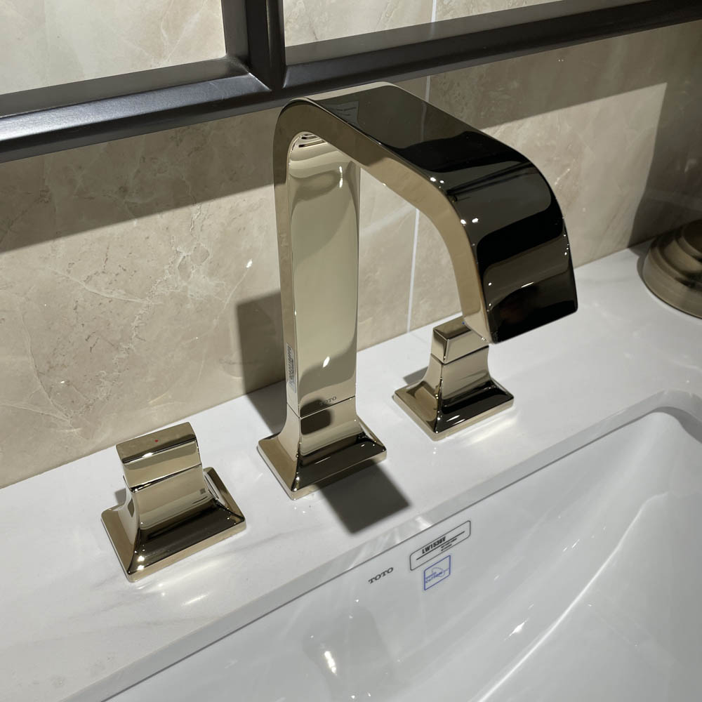 Vòi lavabo 3 lỗ TOTO TLG08201B