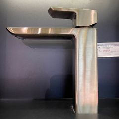 Vòi rửa mặt lavabo TOTO TLG02304V