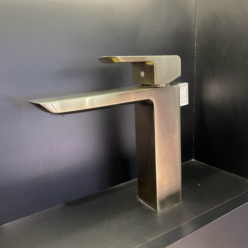 Vòi rửa mặt lavabo TOTO TLG02304V