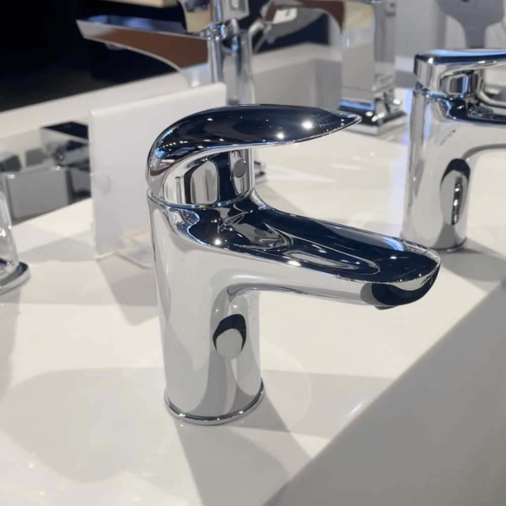 Vòi rửa mặt lavabo TOTO TLS03301V