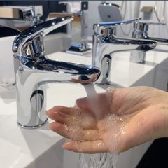 Vòi rửa mặt lavabo TOTO TLS03301V