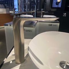 Vòi rửa mặt lavabo TOTO TLP03301A1