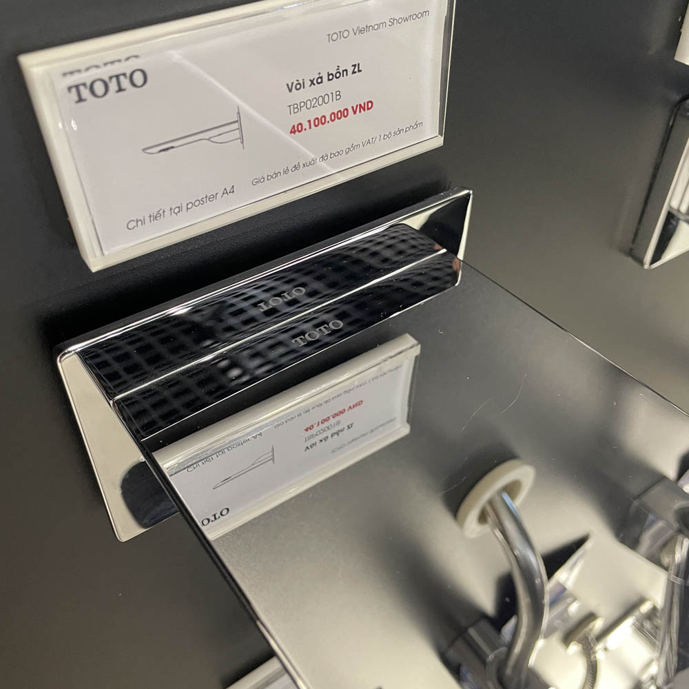 Vòi xả bồn TOTO TBP02001B âm tường