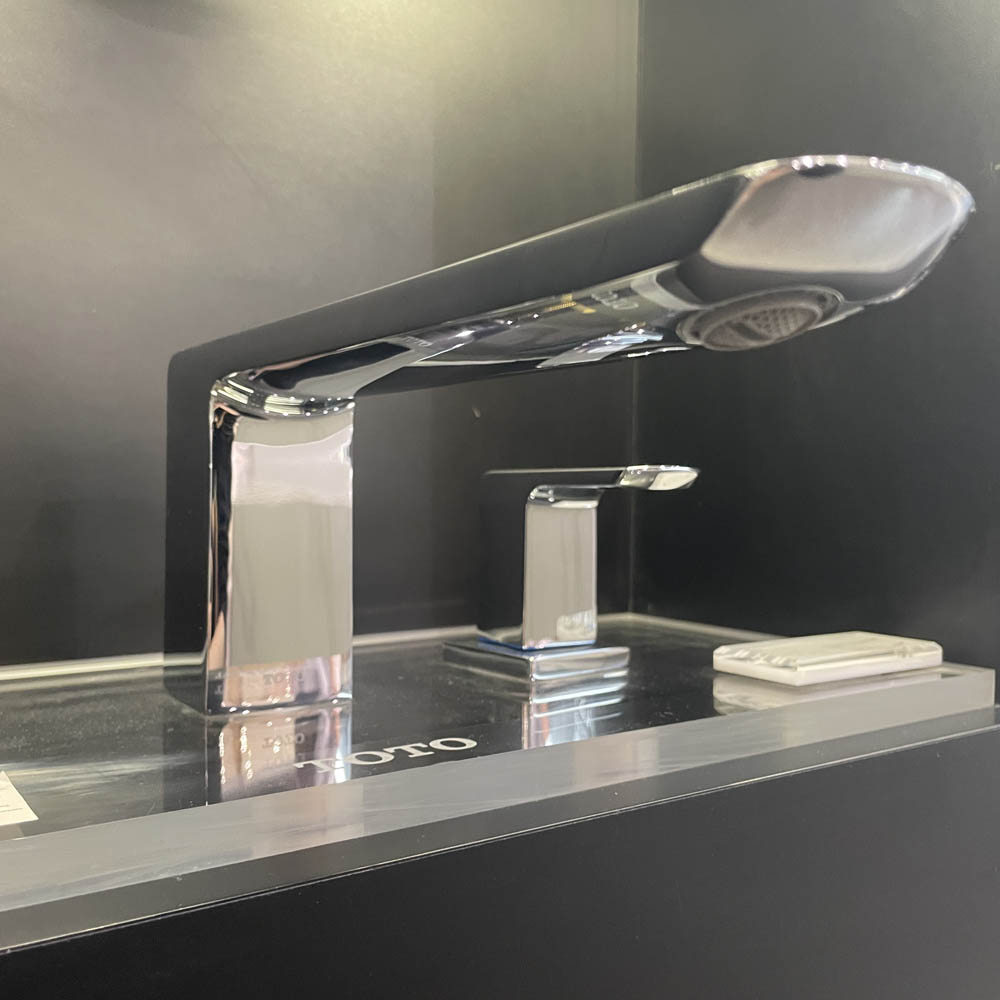 Vòi xả bồn tắm TOTO TBG02201BA (TBG02201B) 3 lỗ