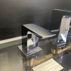 Vòi xả bồn tắm TOTO TBG02201BA (TBG02201B) 3 lỗ