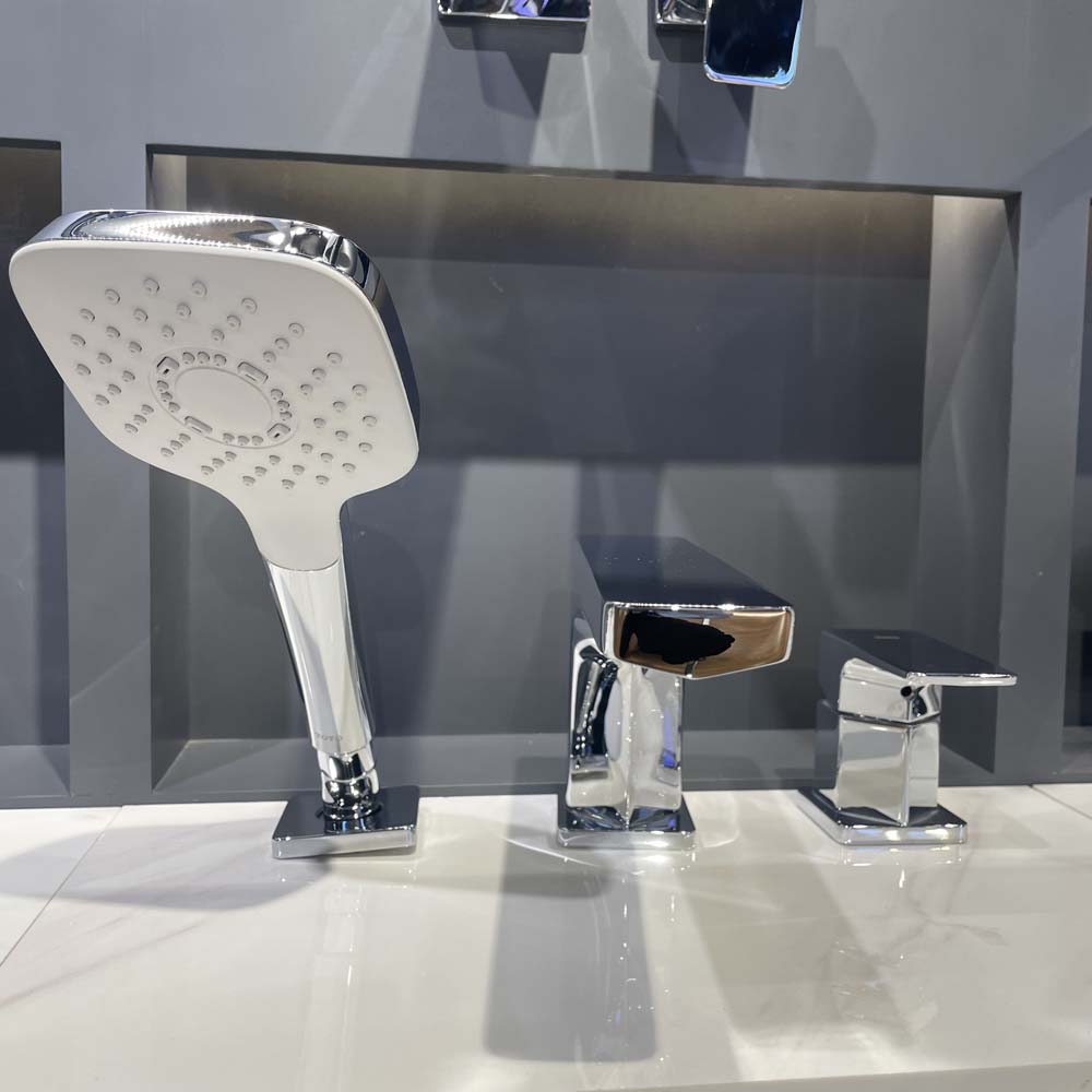 Vòi xả bồn tắm TOTO TBG07305AA 3 lỗ (TBG07305A)