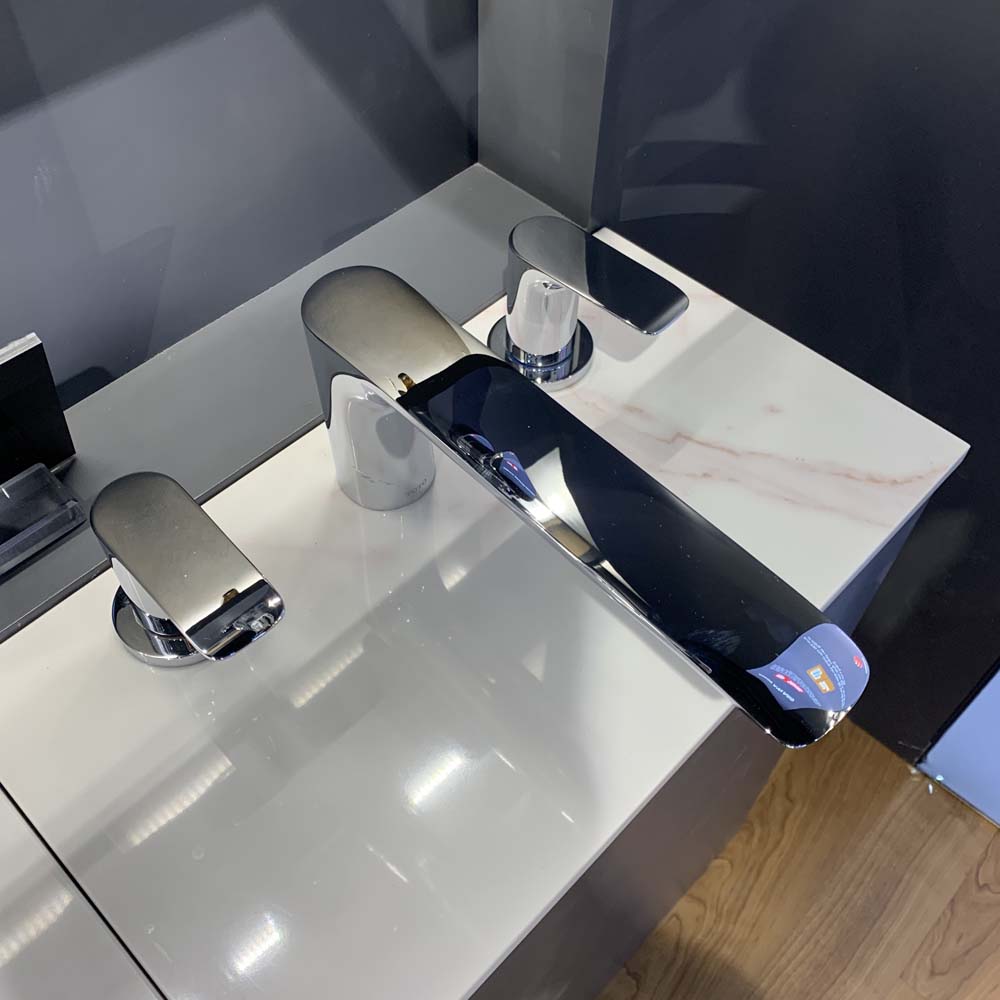 Vòi xả bồn tắm TOTO TBG04201BA (TBG04201B) 3 lỗ