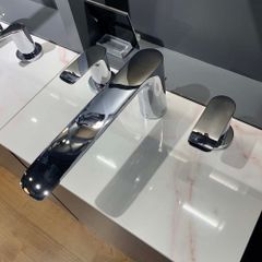 Vòi xả bồn tắm TOTO TBG04201BA (TBG04201B) 3 lỗ