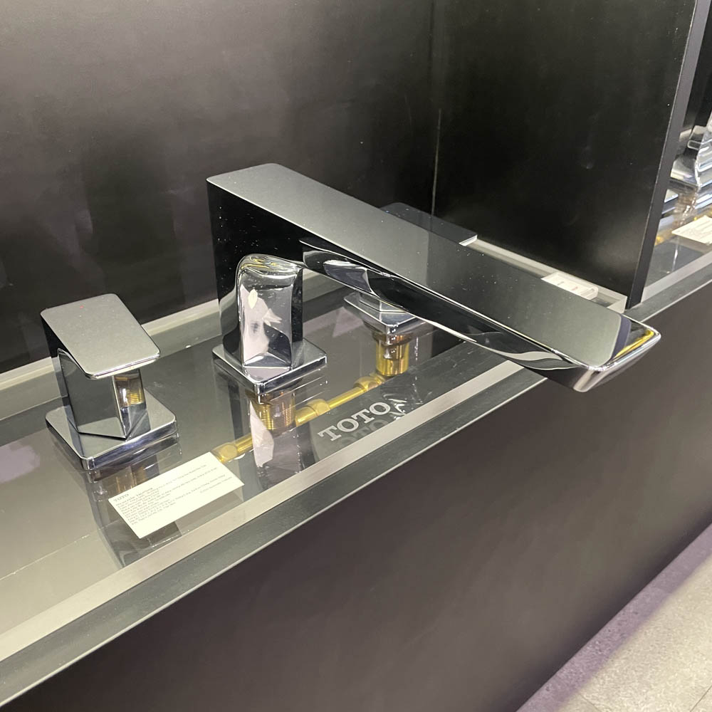 Vòi xả bồn tắm TOTO TBG07201B 3 lỗ