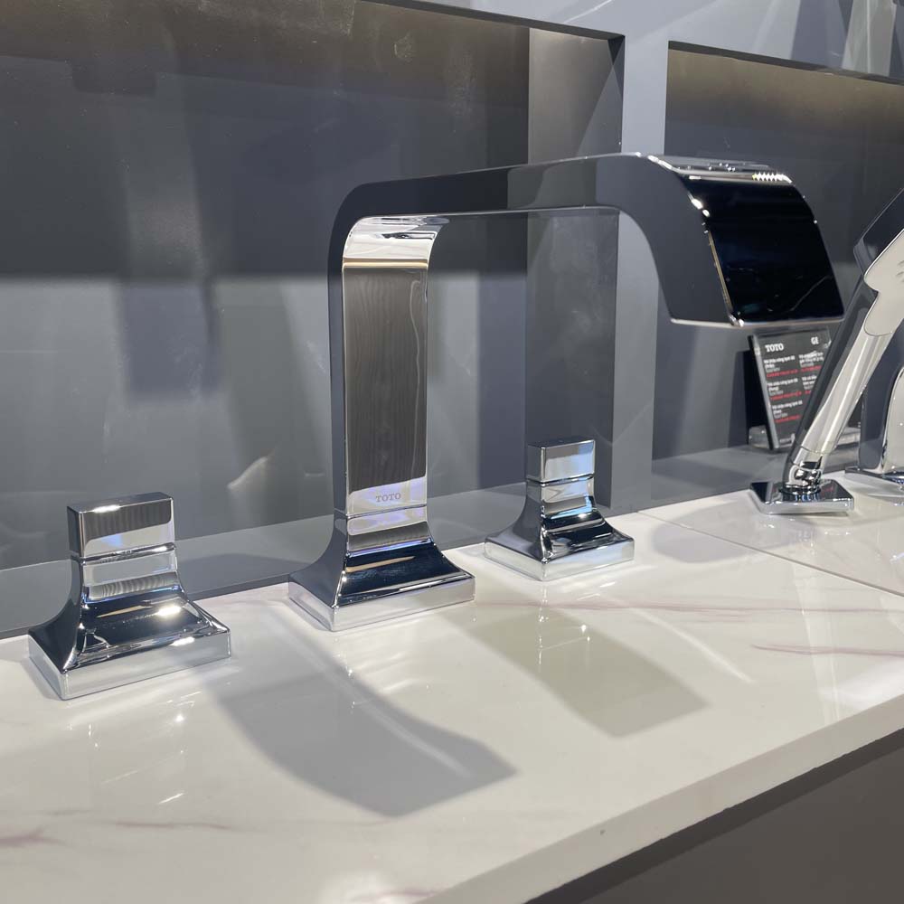 Vòi xả bồn tắm TOTO TBG08201B 3 lỗ