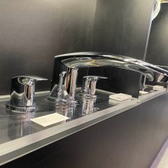 Vòi xả bồn tắm TOTO TBG09201B 3 lỗ