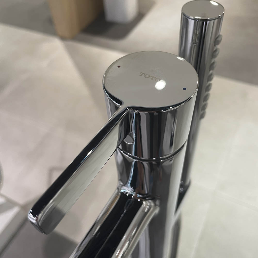 Vòi sen xả bồn tắm TOTO TBG11306A/TBN01105B