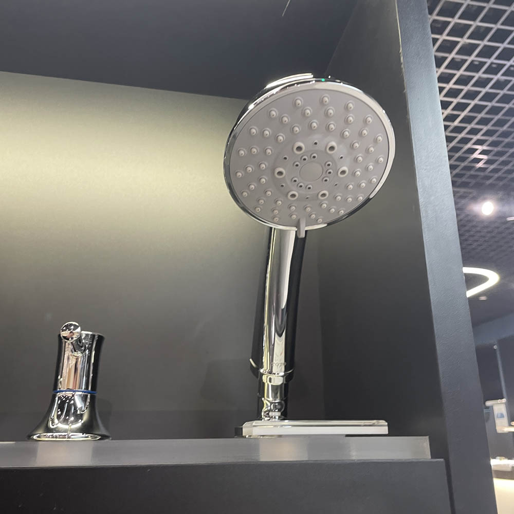 Vòi sen xả bồn tắm TOTO TBS02202BA (TBS02202B) 4 Lỗ