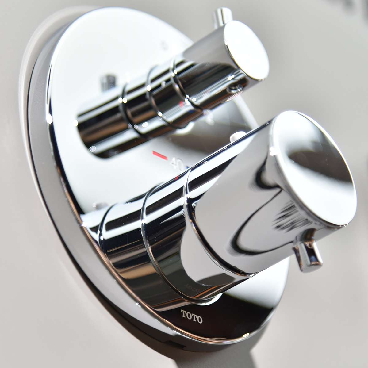 Van điều chỉnh nhiệt độ TOTO TBV01408B/TBN01001B