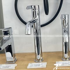 Vòi rửa mặt lavabo TOTO TLG11305V