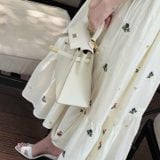  (413) Vải Kate Thêu Hoa Hot Trend Dày Vừa, Không Giãn Lên Sơ Mi, Váy, Đầm, Quần, Set (Giá bán 0.5m) 