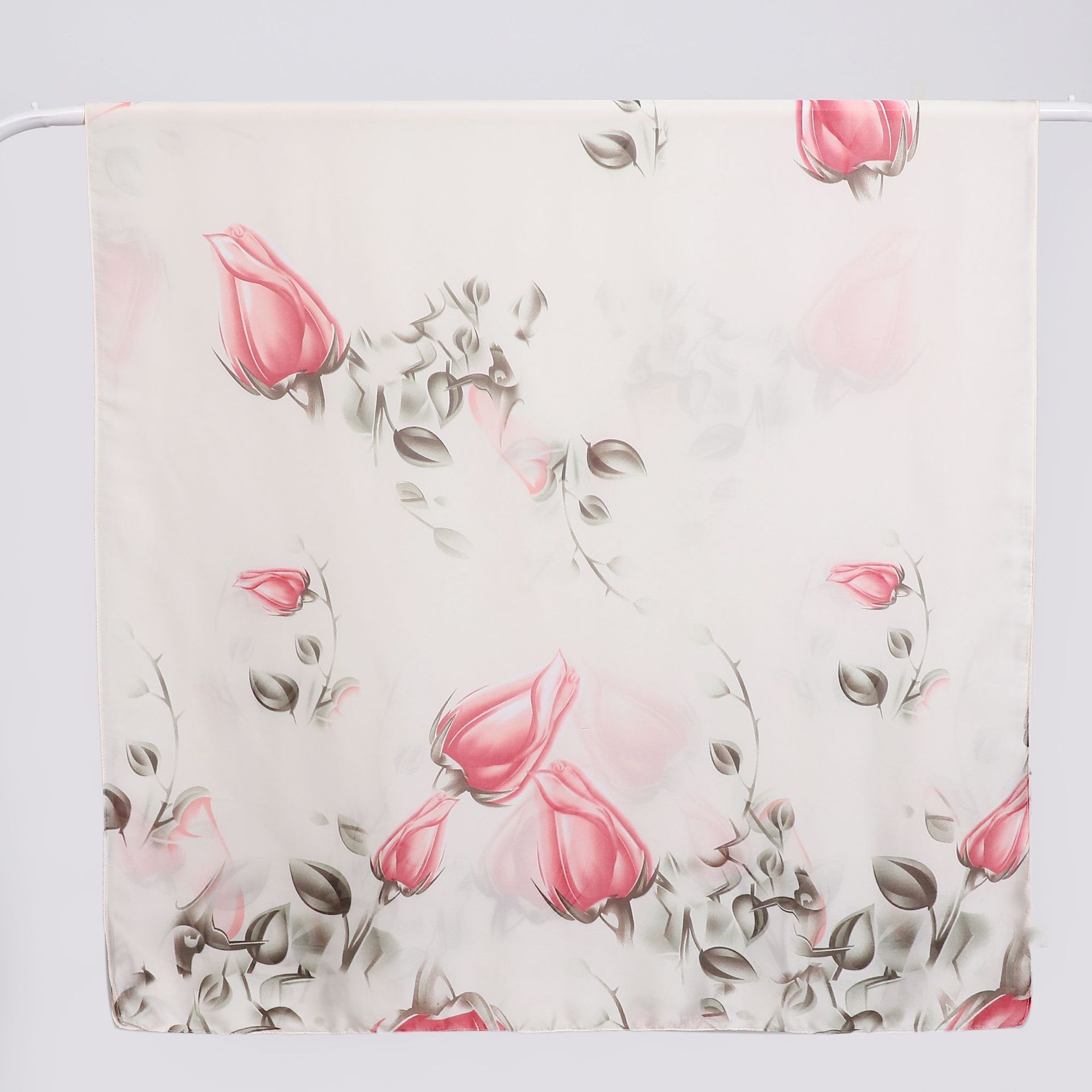  Quà tặng 20/11 cho sếp nữ, vợ, cô giáo, giáo viên nữ, mẹ và bạn gái, người yêu nữ quà tặng Khăn quàngchoàng cổ lụa cao cấp cho nữ văn phòng sở đẹp màu be phối hồng AGANA - KS159 