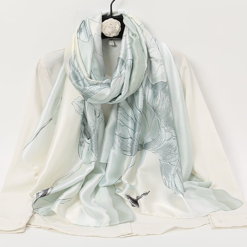  Quà tặng 20/11 cho sếp nữ, vợ, cô giáo, giáo viên nữ, mẹ và bạn gái, người yêu nữ quà tặng Khăn quàngchoàng cổ lụa cao cấp cho nữ văn phòng sở đẹp họa tiết hoa sen AGANA - KS190 
