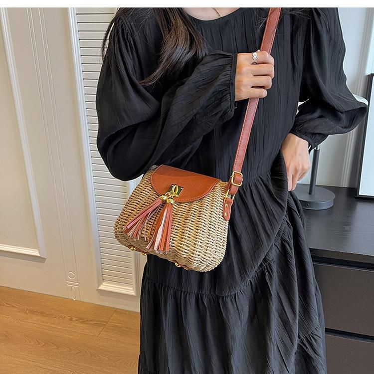  Túi cói đi biển vintage thời trang nữ phong cách cầm tay Hàn Quốc đẹp cổ điển màu nâu tua rua - TC119 