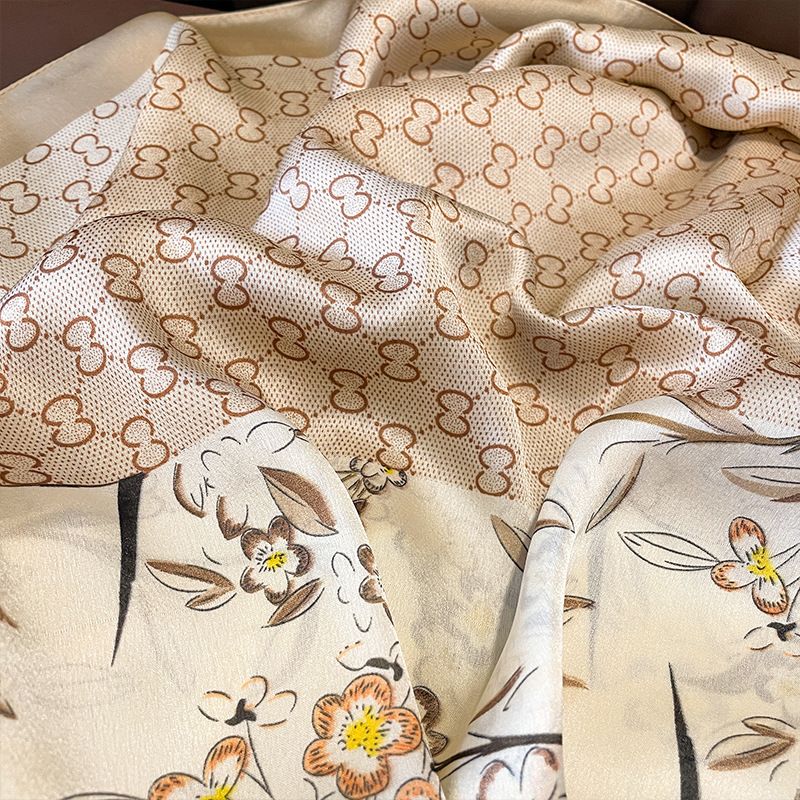  Quà tặng 20/10 cho sếp nữ, vợ, cô giáo, giáo viên nữ, mẹ và bạn gái, người yêu nữ quà tặng Khăn quàngchoàng cổ lụa cao cấp cho nữ văn phòng sở đẹp màu vàng AGANA - KS188 