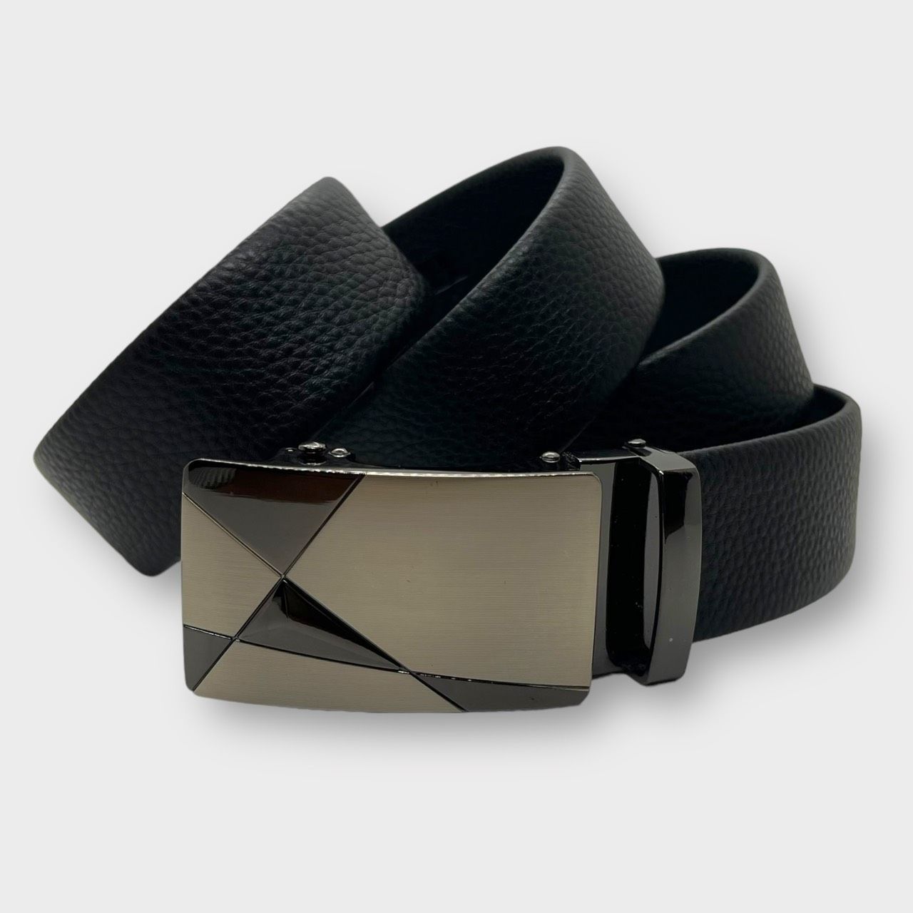  Quà tặng 20/11 cho đối tác nam, sếp nam, đồng nghiệp nam, người yêu nam ,bạn bè, anh trai hoặc người thân quà tặng Thắt lưng nam da bò thật khóa tự động hợp kim chống rỉ AGANA dây nịt nam cao cấp khóa lỗ kim da bò bền bỉ thời trang - Màu Đen - DNN020 