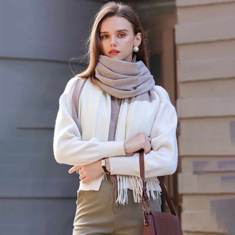  Quà tặng 20/11 cho cô giáo, cô giáo chủ nhiệm, giáo viên nữ, cô giáo mầm non, cô giáo tiểu học, cô giáo trung niên ý nghĩa ngày nhà giáo Việt Nam quà tặng Khăn quàng choàng cổ len Cashmere giữ ấm cao cấp phong cách châu Âu Mỹ sang trọng AGANA - KC443 