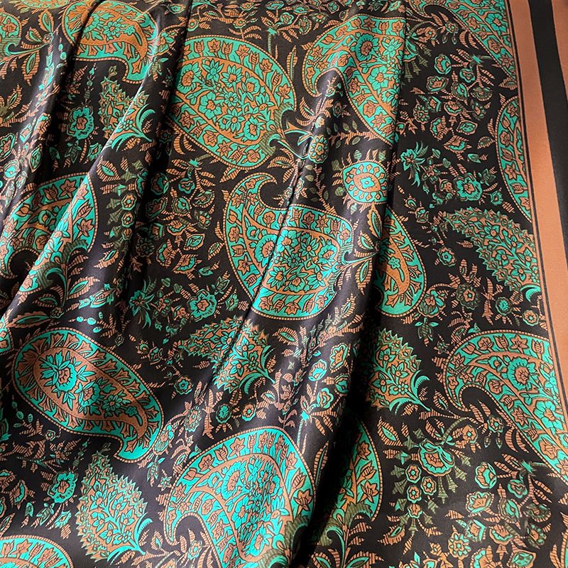  Quà tặng 20/10 cho sếp nữ, vợ, cô giáo, giáo viên nữ, mẹ và bạn gái, người yêu nữ quà tặng Khăn quàngchoàng cổ lụa cao cấp cho nữ văn phòng sở đẹp màu xanh rêu AGANA - KS218 