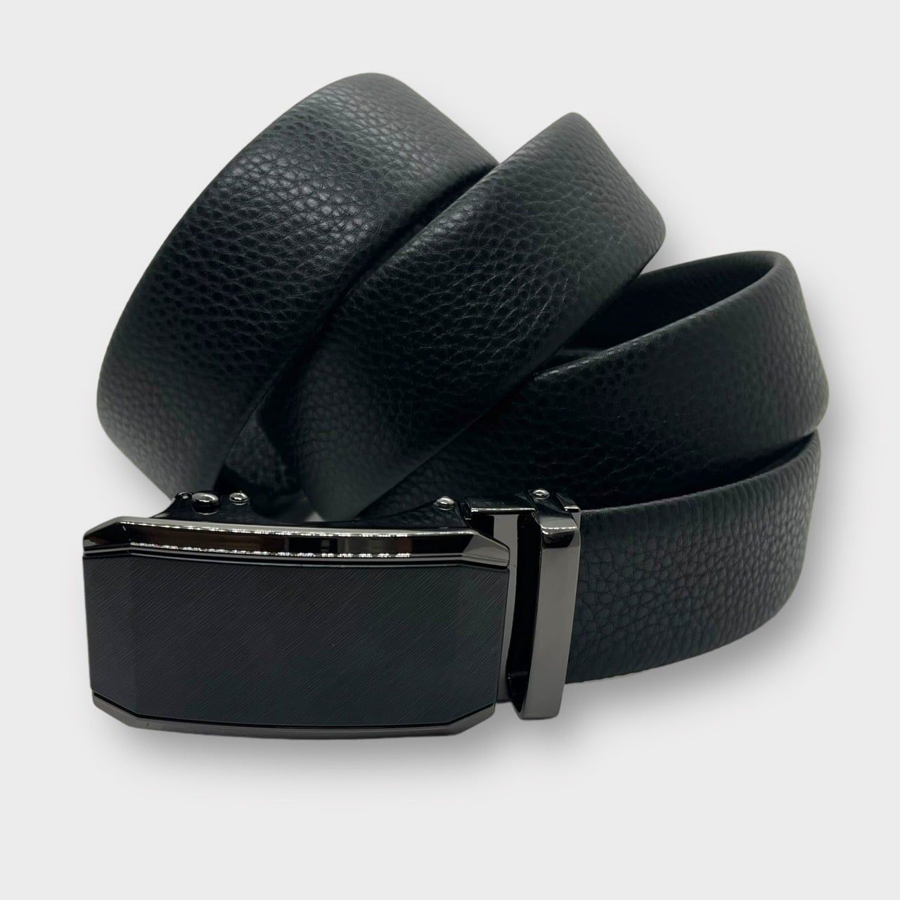  Quà tặng 20/10 cho đối tác nam, sếp nam, đồng nghiệp nam, người yêu nam ,bạn bè, anh trai hoặc người thân quà tặng Thắt lưng nam da bò thật khóa tự động hợp kim chống rỉ AGANA dây nịt nam cao cấp khóa lỗ kim da bò bền bỉ thời trang - Màu Đen - DNN026 