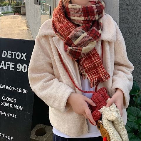  Quà tặng 20/10 cho sếp nữ, vợ, cô giáo, giáo viên nữ, mẹ và bạn gái, người yêu nữ quà tặng Khăn quàngchoàng cổ len Cashmere giữ ấm cao cấp caro màu đỏ đô đẹp sang trọng AGANA - KC398 