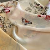  Quà tặng 20/11 cho sếp nữ, vợ, cô giáo, giáo viên nữ, mẹ và bạn gái, người yêu nữ quà tặng Khăn quàngchoàng cổ lụa cao cấp cho nữ văn phòng sở đẹp màu vàng AGANA - KS217 