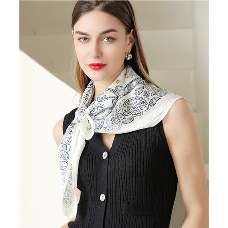  Khăn quàng cổ size vuông 70cm lụa mỏng nhẹ thích hợp cho mùa hè mùa xuân mùa thu chống nắng họa tiết hạt điều màu trắng AGANA- KL395 