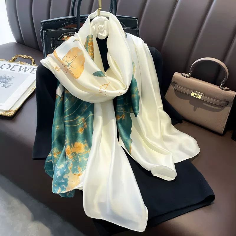  Khăn quàng choàng cổ lụa cao cấp cho nữ văn phòng sở đẹp hoa sen trắng xanh AGANA - KS021 