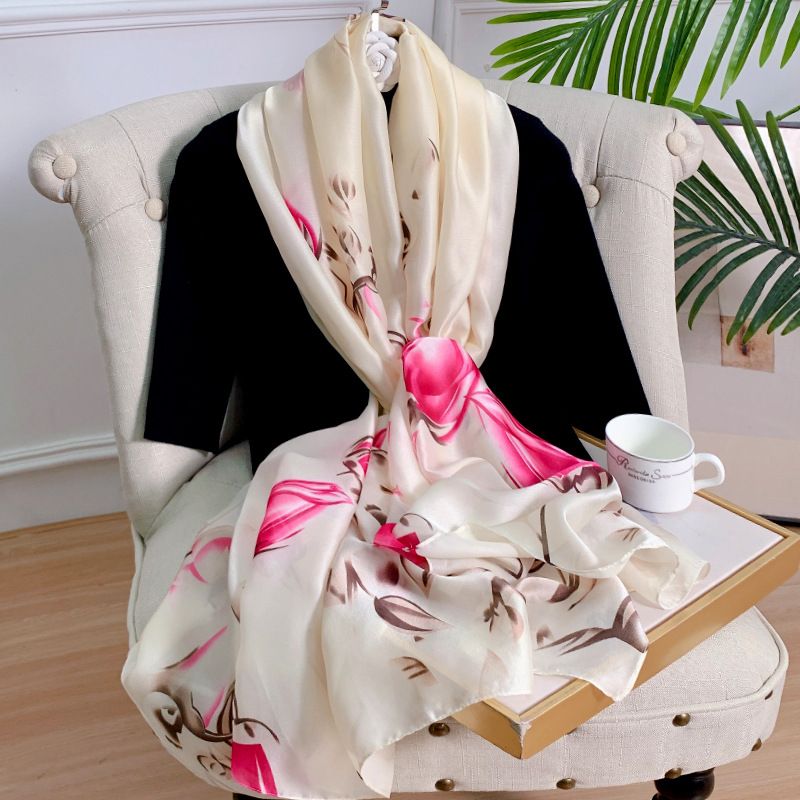  Khăn quàng choàng cổ lụa cao cấp cho nữ văn phòng sở đẹp màu be phối hồng AGANA - KS157 