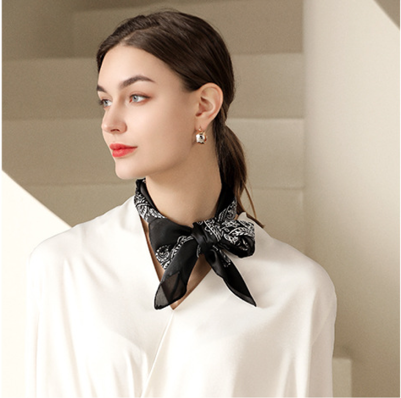  Khăn quàng cổ size vuông 70cm lụa mỏng nhẹ thích hợp cho mùa hè mùa xuân mùa thu chống nắng họa tiết hạt điều màu đen AGANA- KL396 