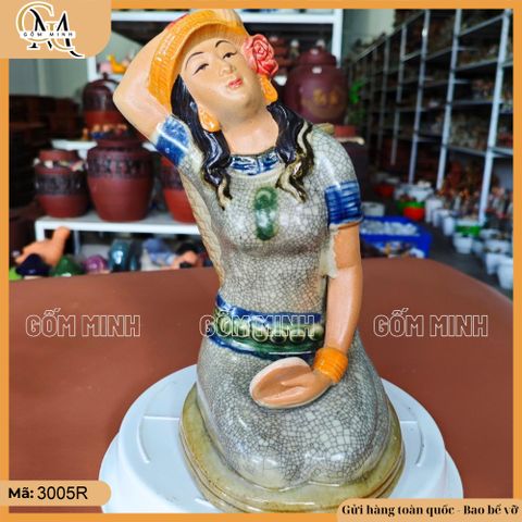Chậu tượng cô gái mang giỏ có mũ, chậu trồng cây, chậu trồng hoa trang trí nhà cửa