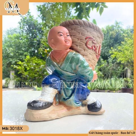 Chậu tượng chú tiểu cõng giỏ, chậu tượng cậu bé cõng giỏ, chậu bonsai trồng cây