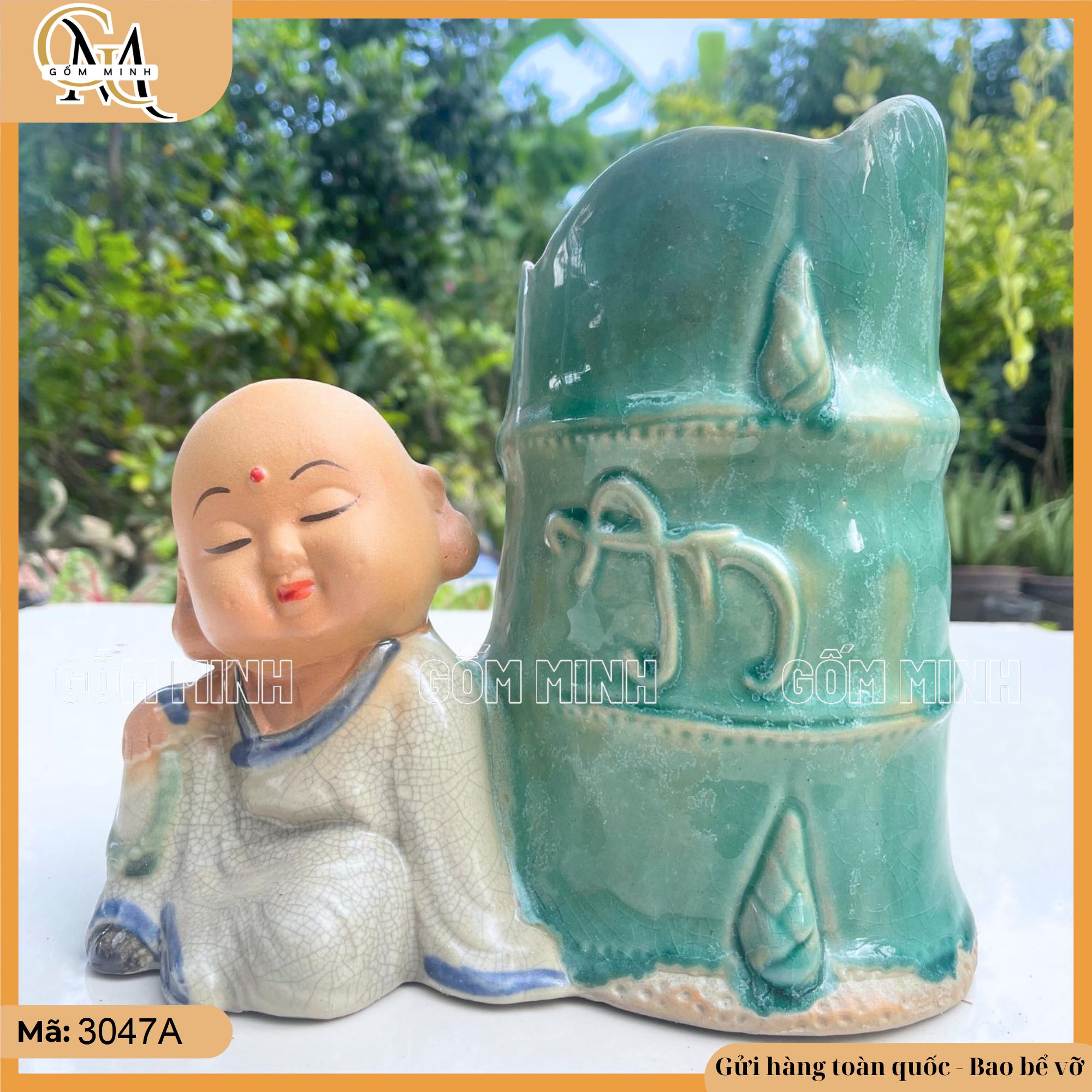 Chậu tượng chú tiểu ống trúc