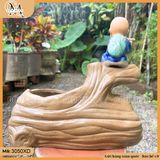 Chậu tượng chú bé thổi sáo bên gốc cây, chậu tượng bonsai, chậu cây cảnh gốm Bát Tràng