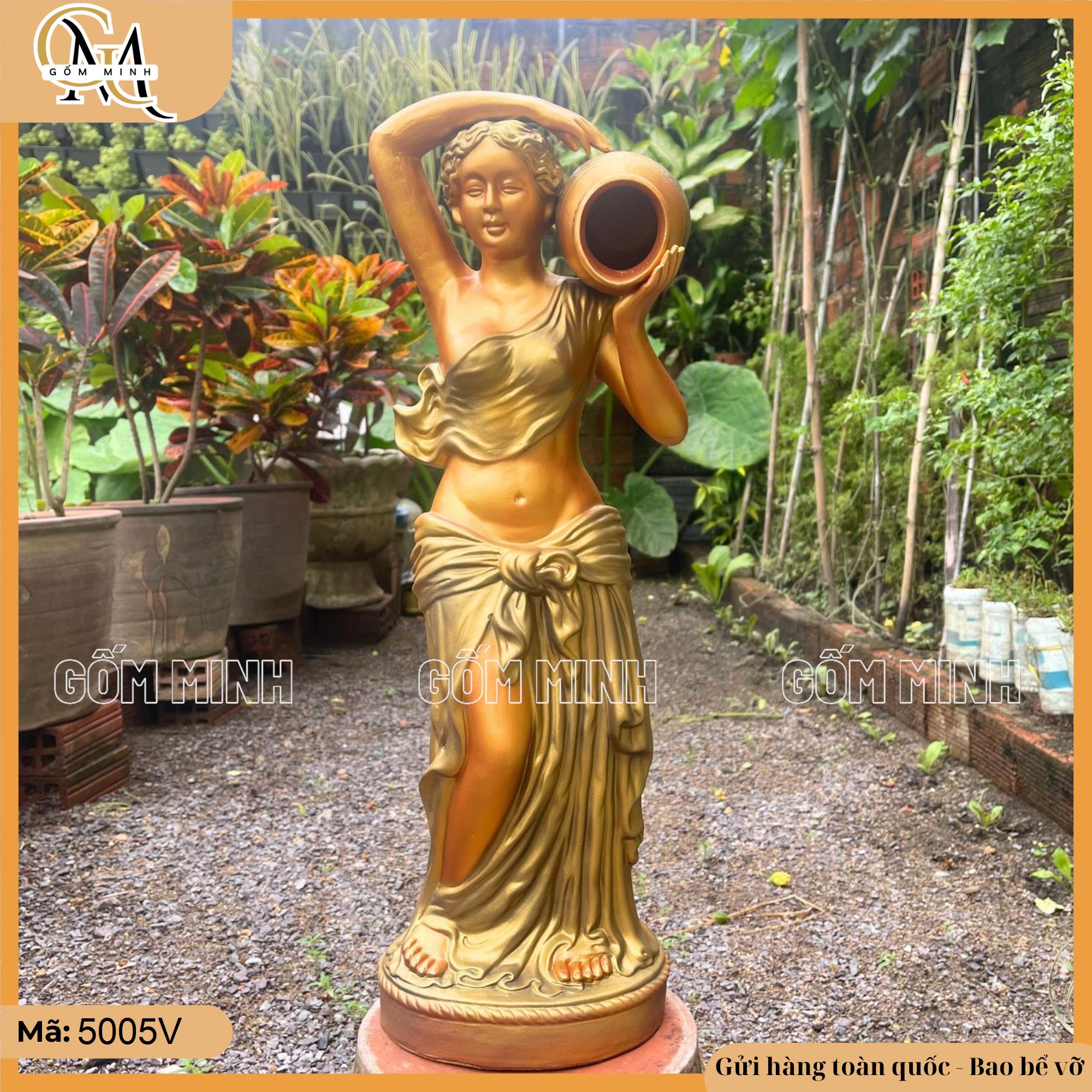 Tượng cô gái đổ nước đứng 52cm, nâng bình trên vai