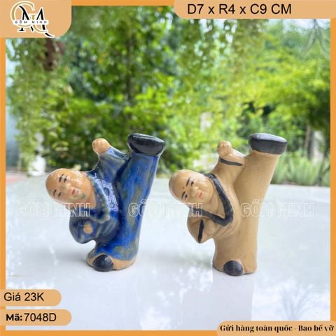 Tượng chú tiểu đánh võ mini nhiều tư thế, tượng tiểu cảnh, tuọng mini trang trí bonsai (giao màu ngẫu nhiên)