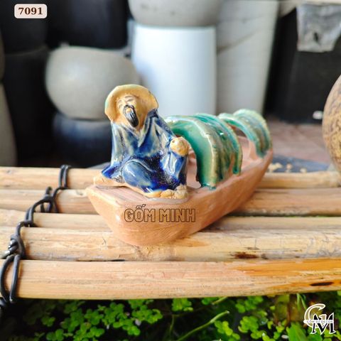 Tiểu cảnh ông lão ngồi câu cá trên thuyền, tiểu cảnh thuyền câu trang trí hòn non bộ
