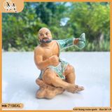 Tượng Trương Phi thưởng tửu gốm Bát Tràng cao 10cm trang trí bosai, decor bàn trà