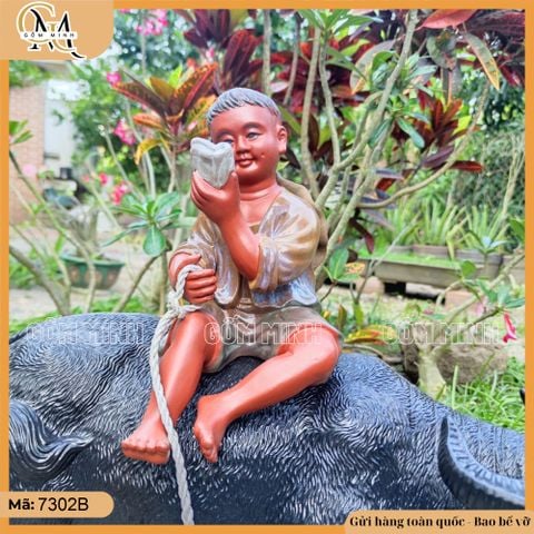 Tượng Mục đồng chăn trâu cao 54cm kiểu thổi sáo, đọc sách size đại gốm Bát Tràng sắc nét từng chi tiết