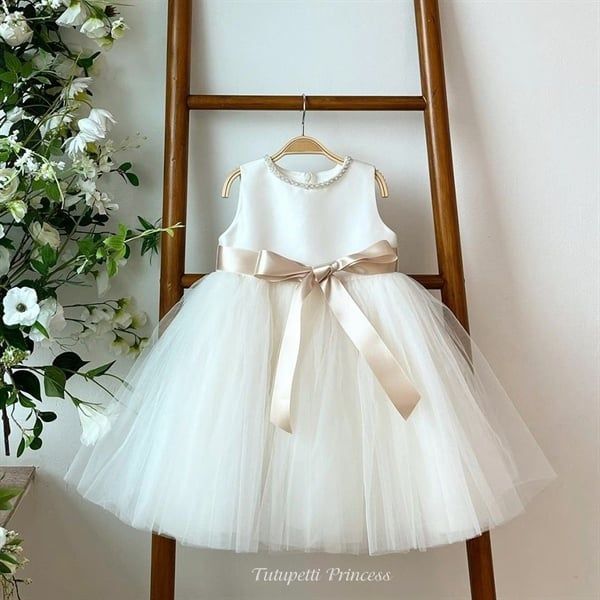  P23_32. Đầm Công Chúa Trắng Nơ 