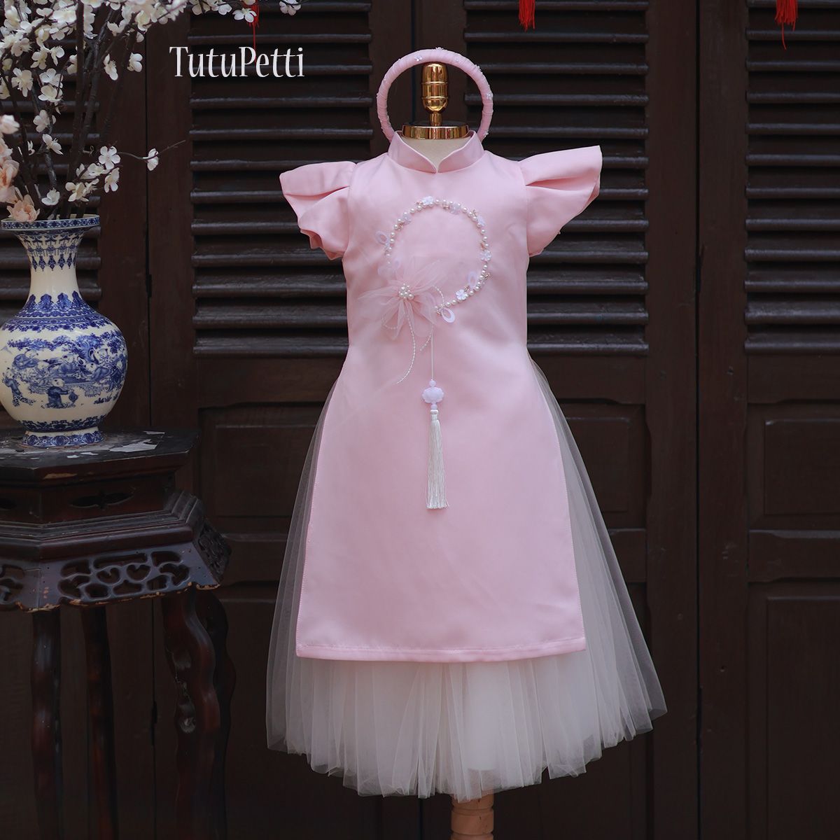  AD25_26. Áo Dài Đính Ngọc Trai Hồng 